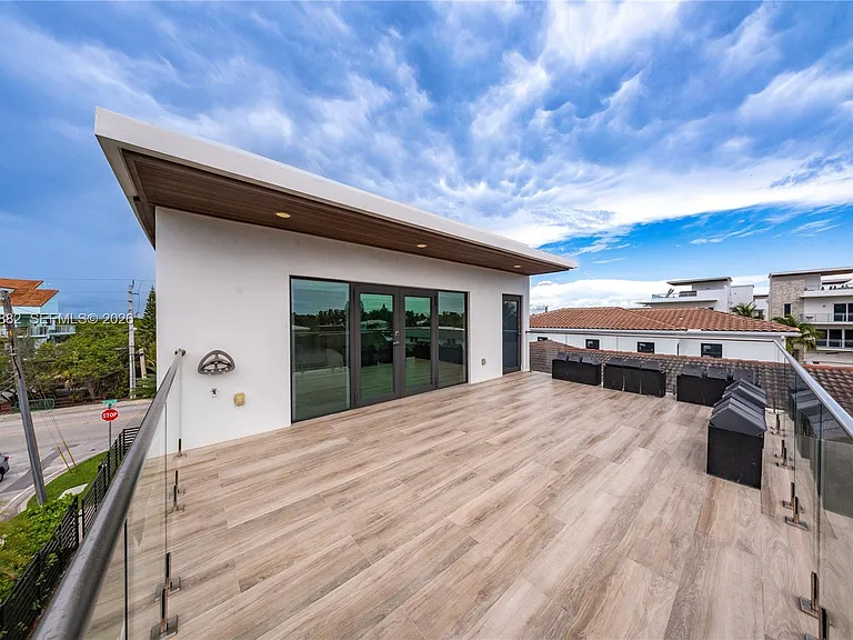 5601 N Ocean Dr — Photo 70