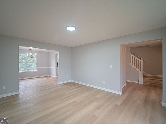 5th image of 7009 Brecken Trce