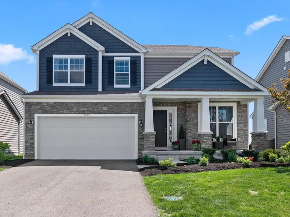 7271 Ribault Dr NW, Pickerington, OH 43147