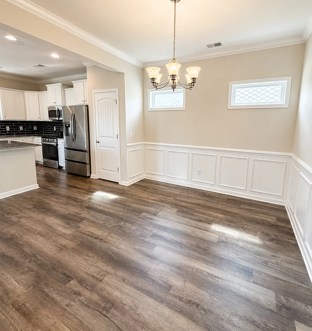 4 bed, 2.5 bath, 2342 sqft, $2,195 — Photo 4