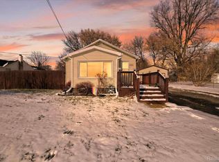 2371 E Parkwood Ave, Burton, MI 48529