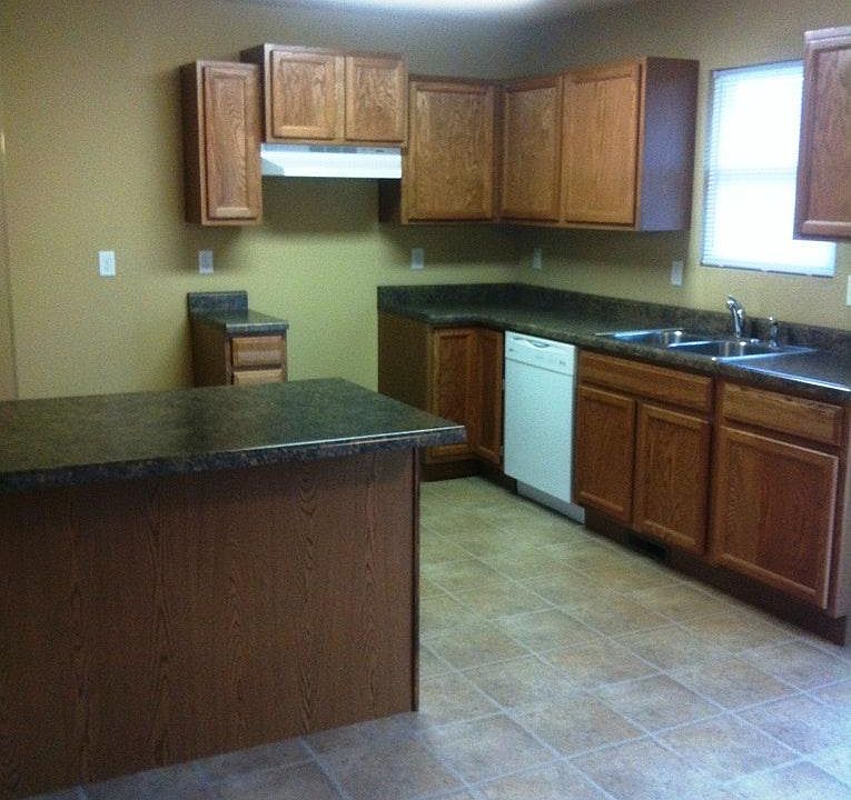 4223 SE Horseshoe Bend Dr, Topeka, KS 66609 Zillow