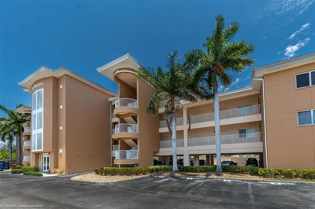 2 bed, 2.0 bath, 1381 sqft, $1,650 — Photo 1