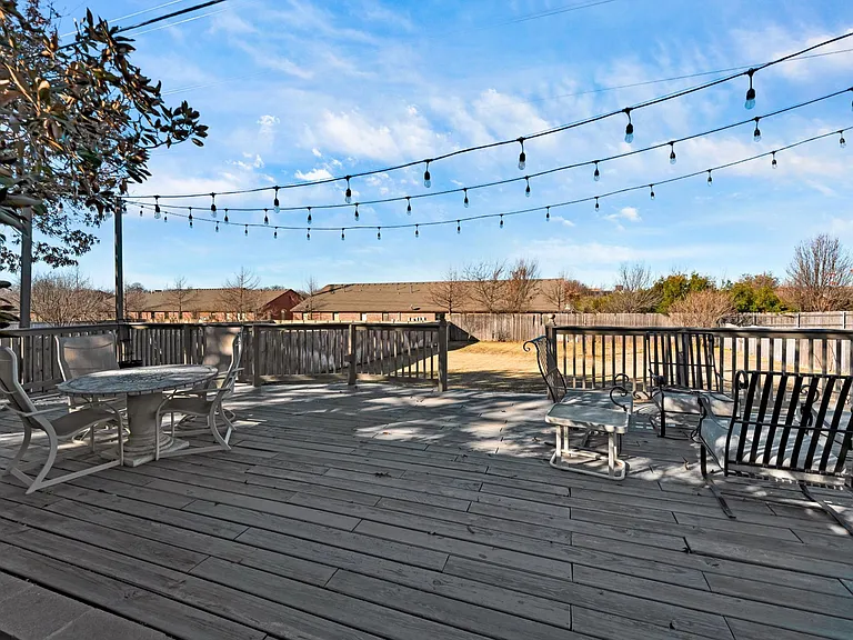 5202 Heatherdale Dr — Photo 43