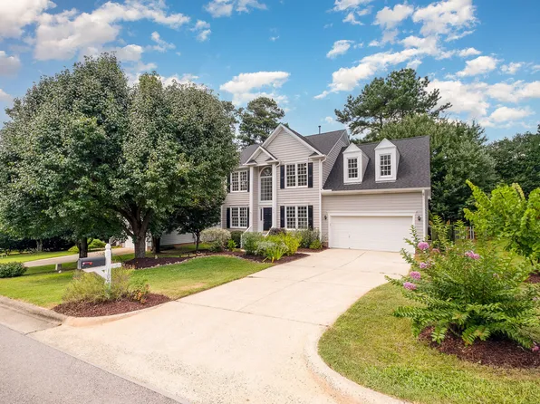 102 Brook Fryar St, Cary, NC 27519