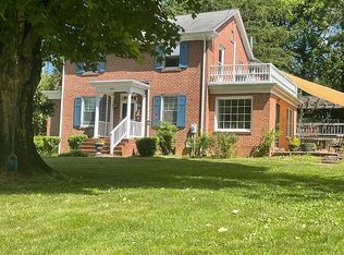 801 Heatherwood Rd, Bluefield, WV 24701
