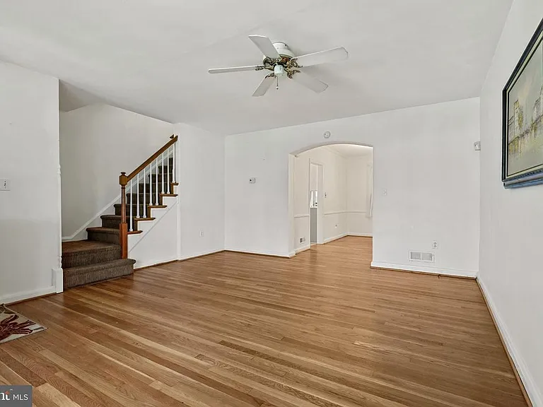 1447 Walker Ave — Photo 7