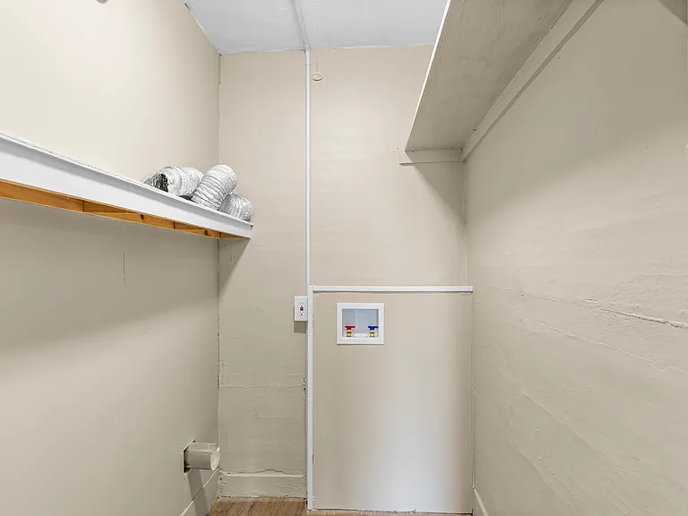113 Barlow St #1 — Photo 7