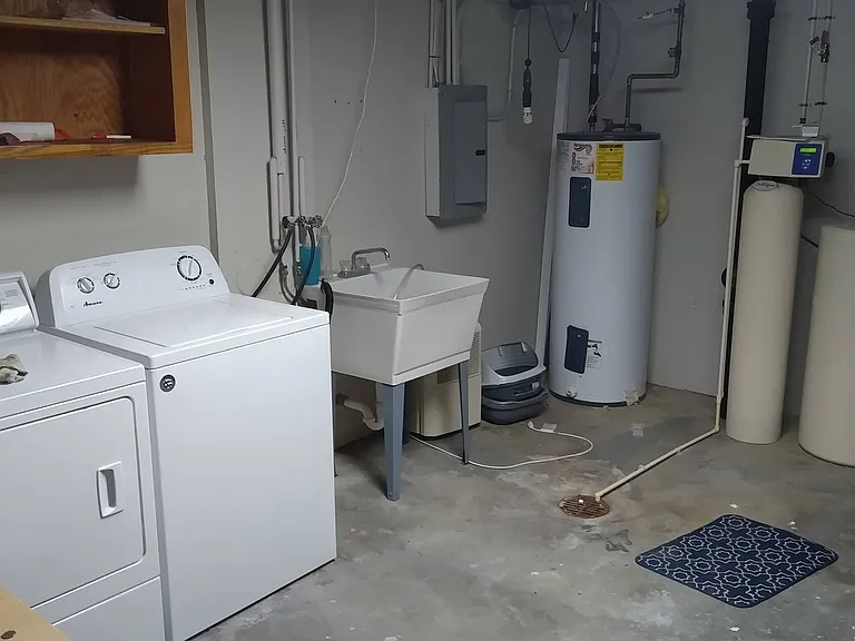 East Blf — Photo 11
