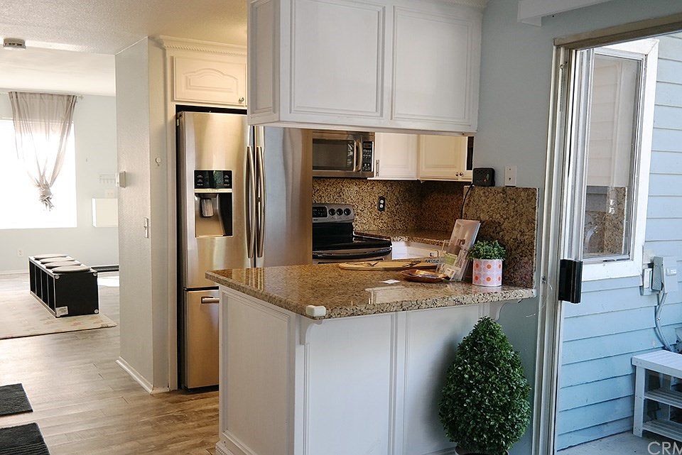 1st image of 1328 N Spurgeon St #23
