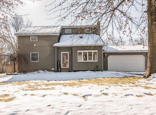 41 Lexington Ln, Highland, IL