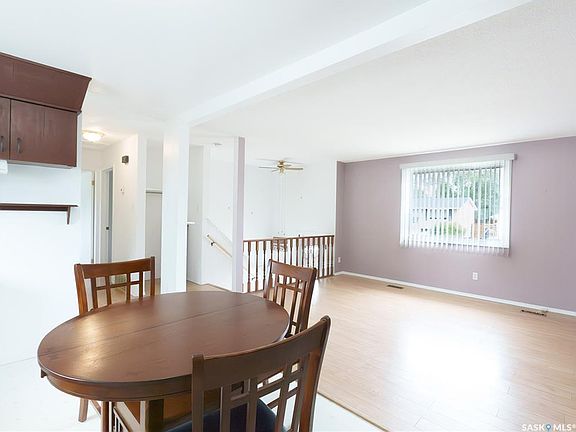 4th image of 10 Roberts PLACE