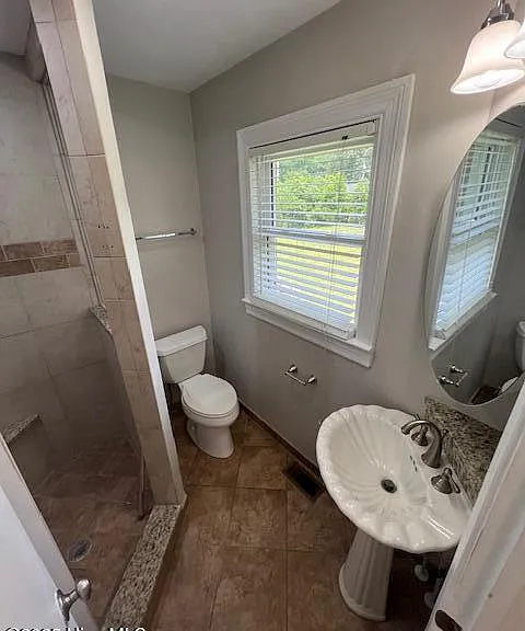102 W Berkshire Rd — Photo 18