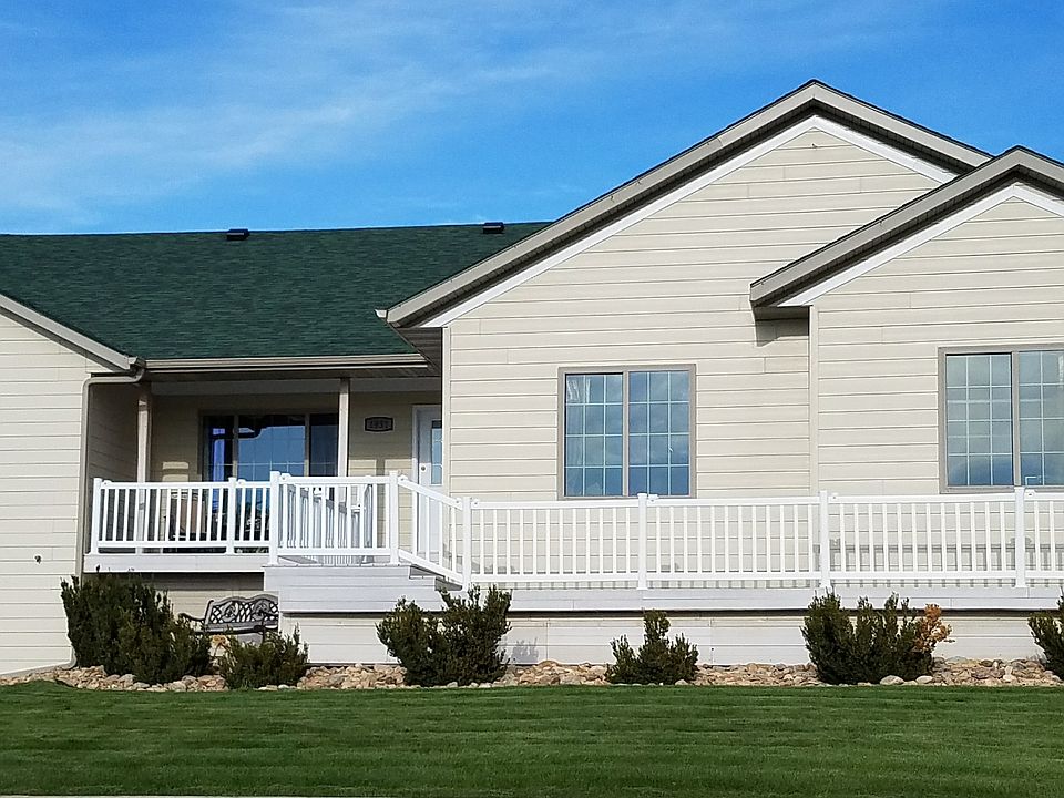 5+ bdrm, 3 bath