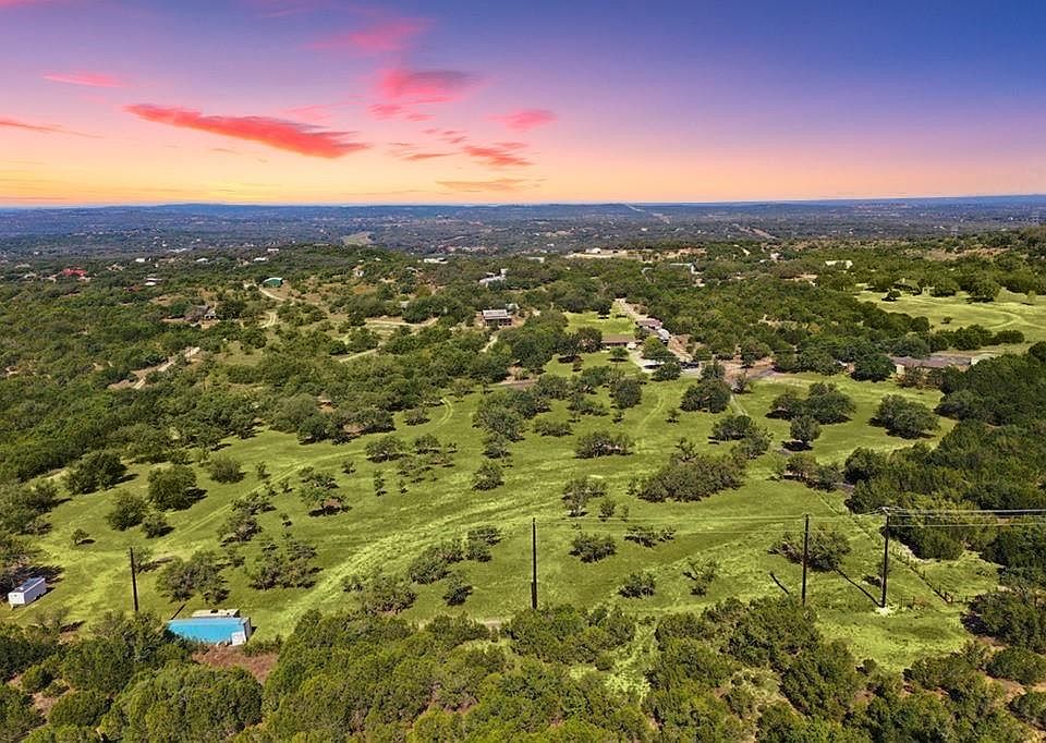 1st image of 3205 Tabletop Mountain Dr