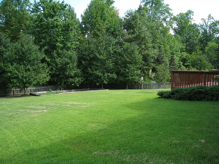 204 Gingergate Dr — Photo 15