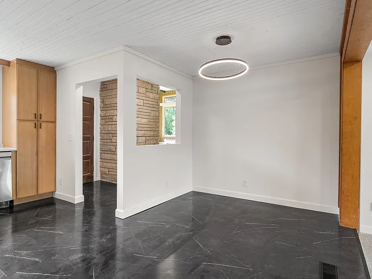 3544 Tulip Dr — Photo 29
