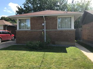69 Paulart Dr, Toronto, ON M9B3V8