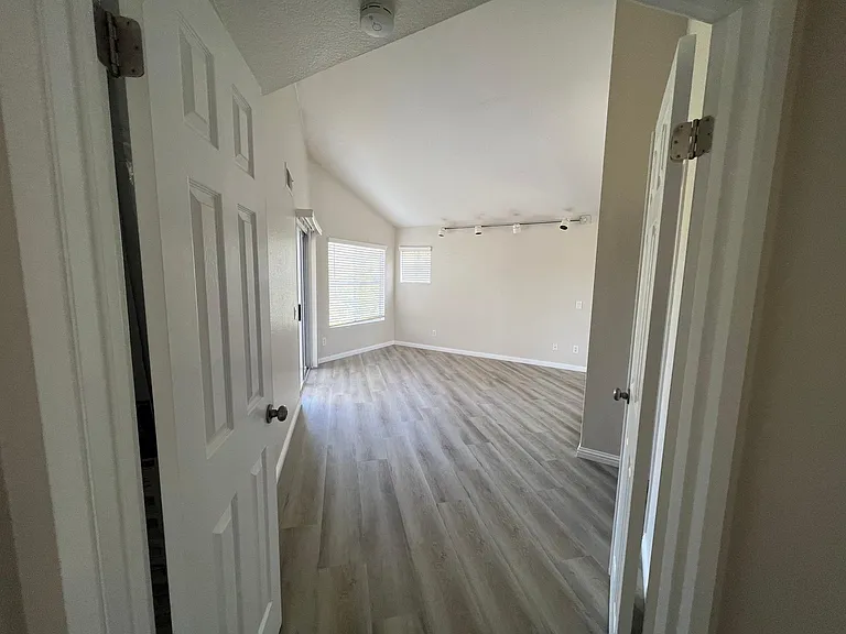 7244 Camino Degrazia #284 — Photo 8