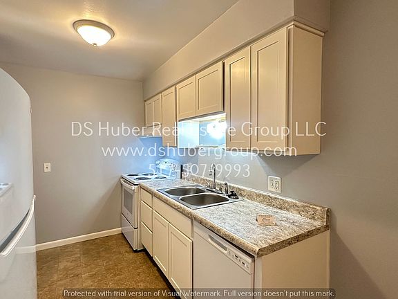 4th image of 1016 E Greenlawn Ave APT 1