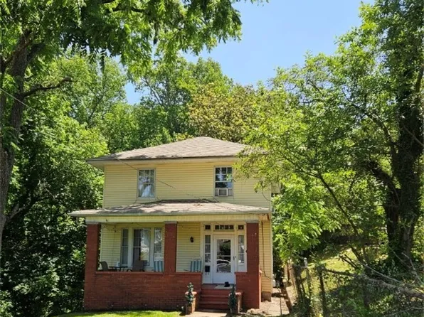 160 Davis St, Huntington, WV 25705