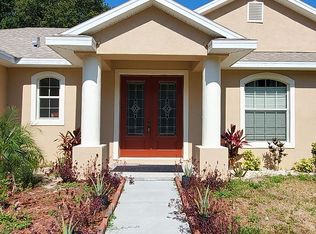 430 Briar Meadows Dr, Valrico, FL 33594