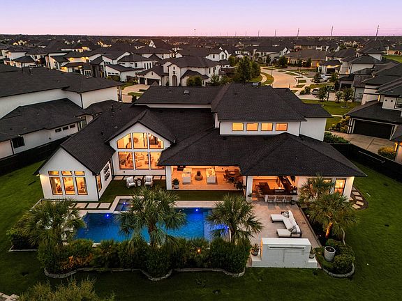 2nd image of 27903 Indigo Ridge Dr