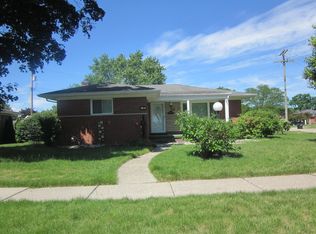9941 Adams St, Livonia, MI 48150