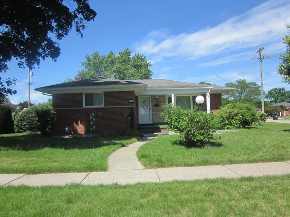 9941 Adams St, Livonia, MI 48150