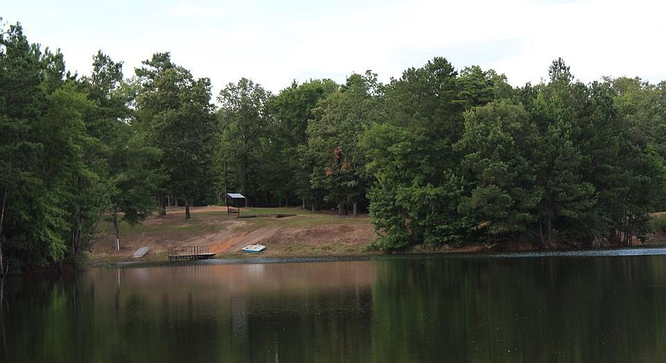 1st image of 2100 Furrs Mill Dr NE