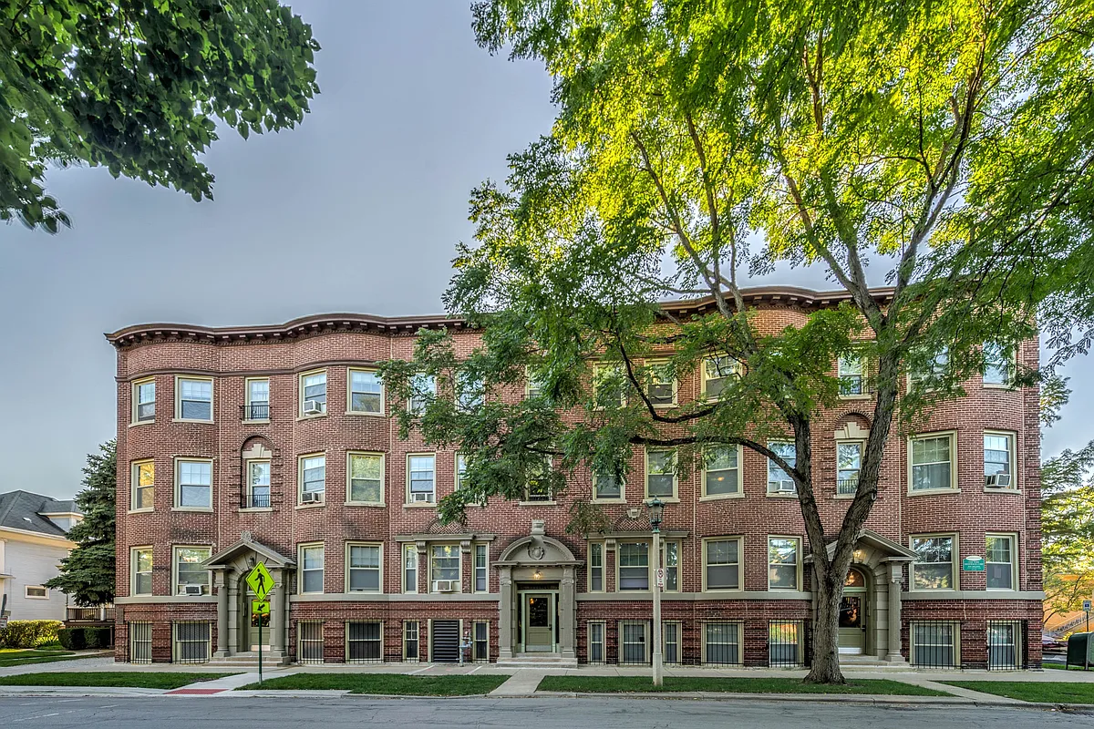 Building Photo - Pleasant and Kenilworth