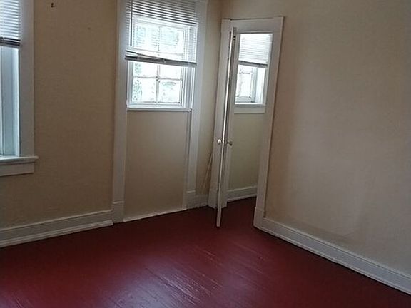 4th image of 2508 North Ave Unit 4