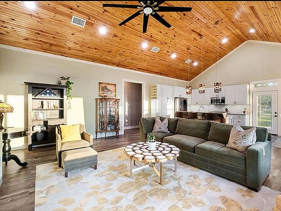 2nd image of 2025 Cripple Creek Stage Rd