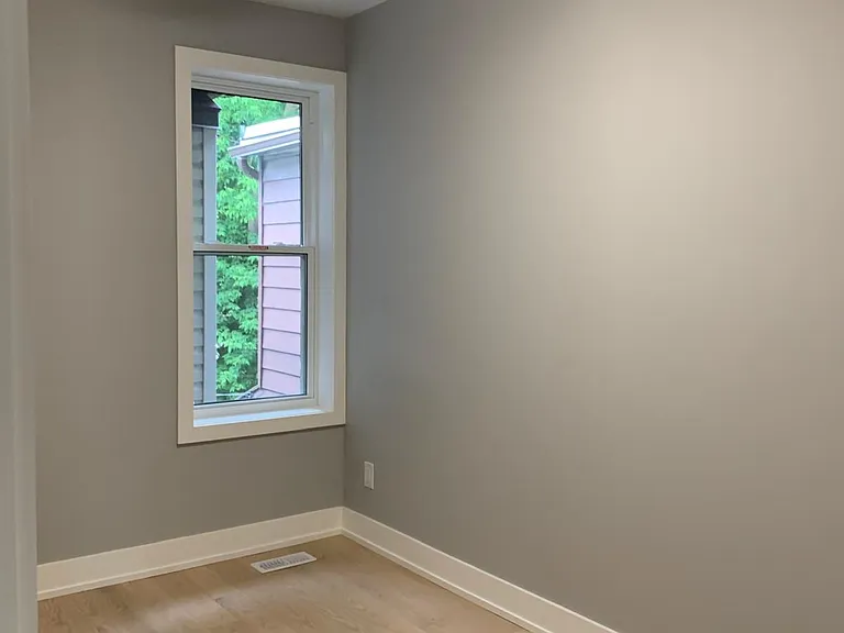 227 Logan Ave — Photo 19