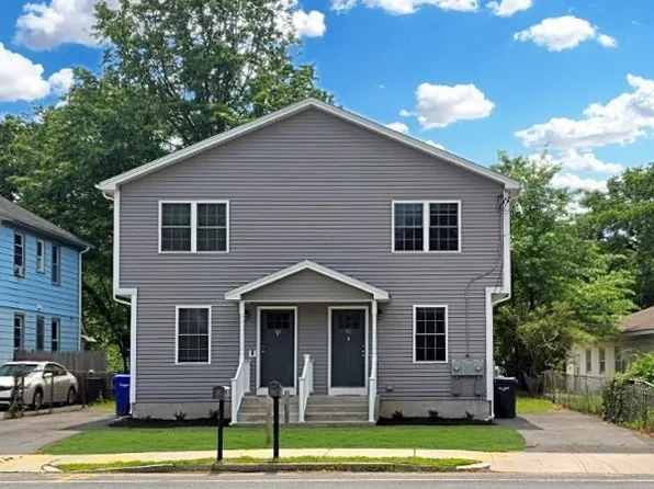 42-44 Harvey St, Springfield, MA 01119