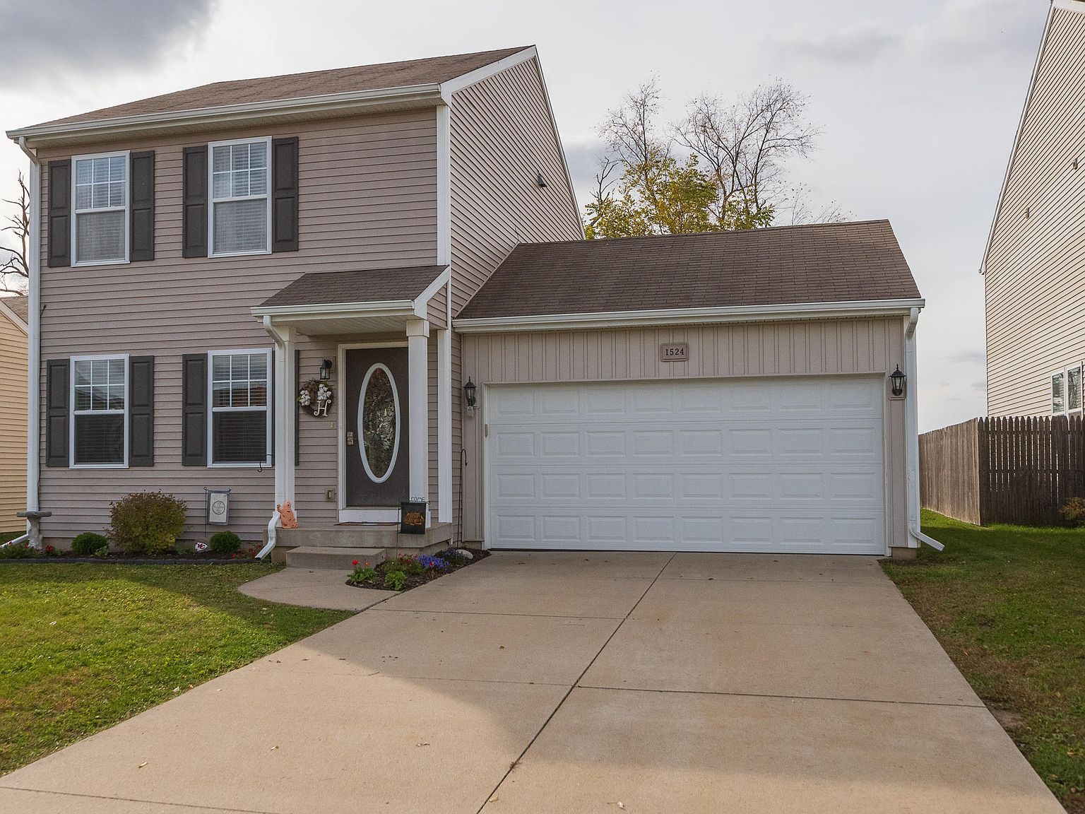 1524 Notley Field Ln, Vicksburg, MI 49097 | Zillow