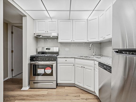5th image of 14526 Linder Ct #Penthouse 1