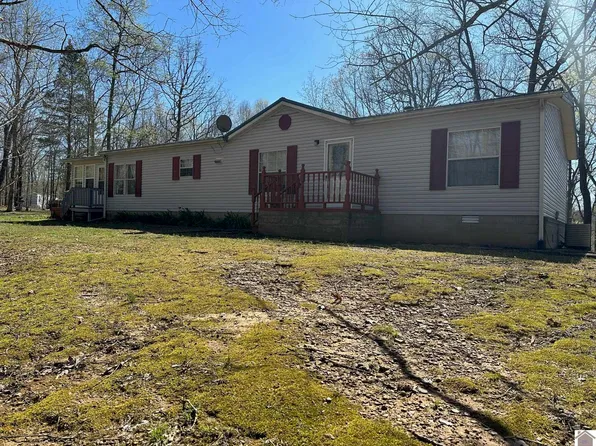 107 Calloway Ln, Hardin, KY 42048