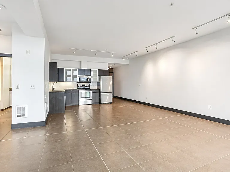 Lawrence Lofts — Photo 20