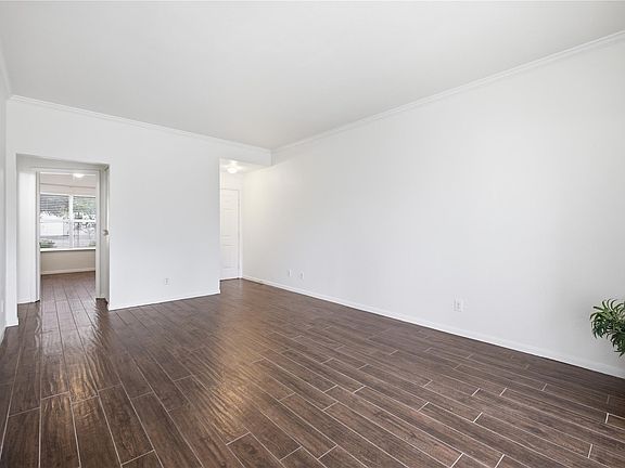 4th image of 6000 Shepherd Mountain Cv Unit 1309