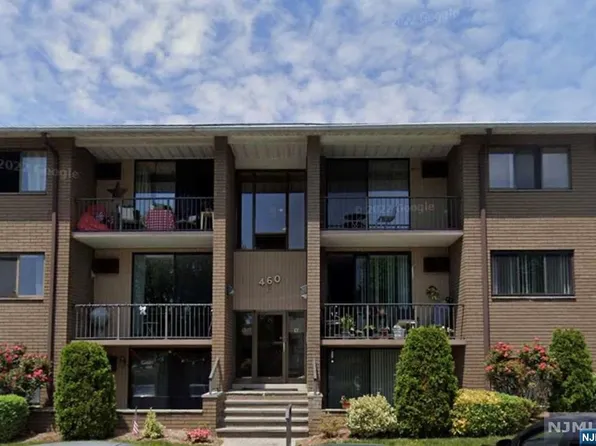 460C Liberty St #311C, Little Ferry, NJ 07643
