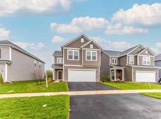 2751 Lawlor Ln, Naperville, IL