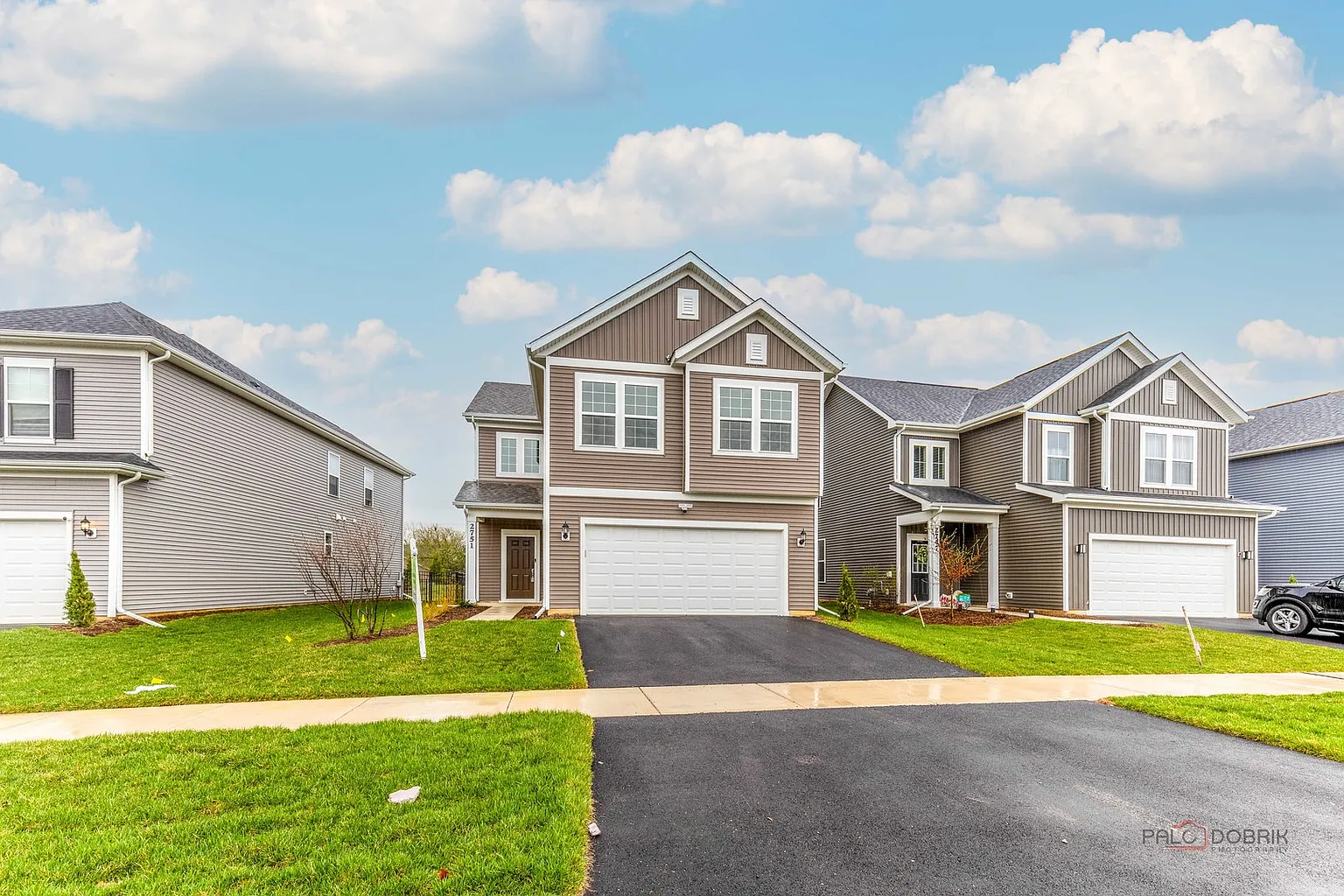 2751 Lawlor Ln photo 1