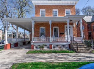 149 Phila St, Saratoga Springs, NY 12866
