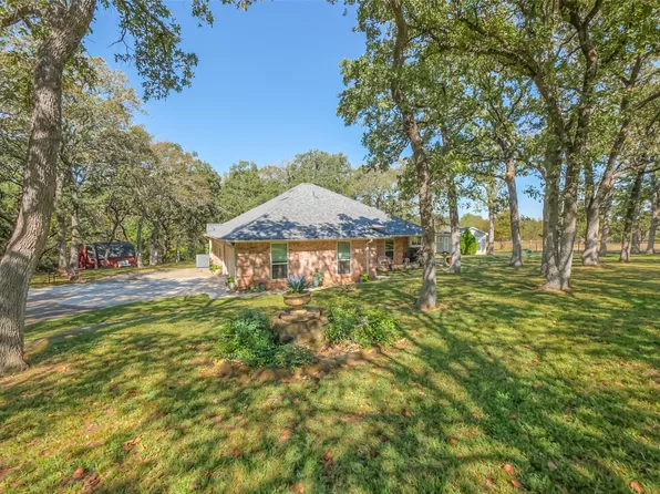 317 Bent Oak Rd, Weatherford, TX 76086