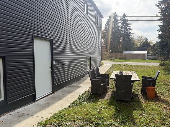 3rd image of 54 Main St S #4