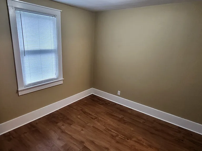 159 E Acton Ave — Photo 11