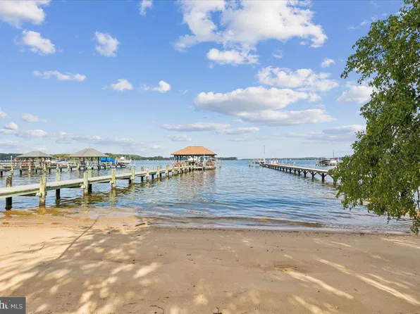 448 River Rd, Arnold, MD 21012