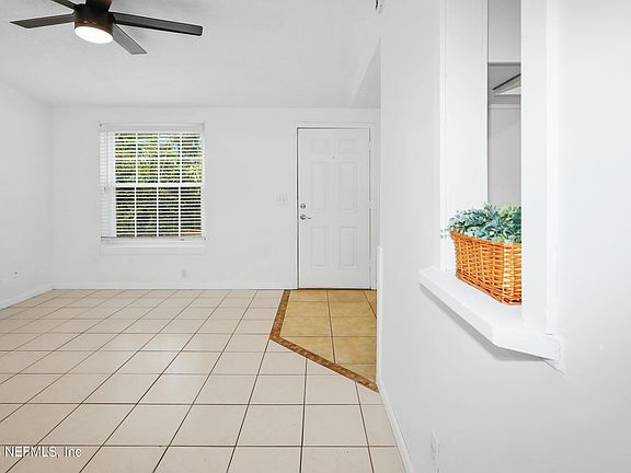 2nd image of 2658 SUNRISE VILLAGE Drive #C