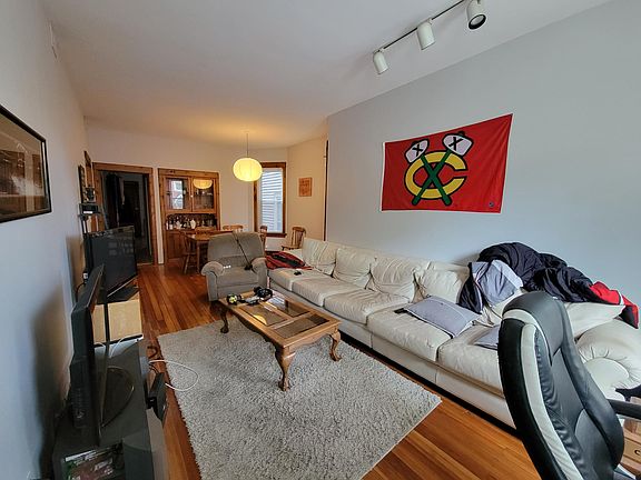 2nd image of 1322 W Schubert Ave APT 1F